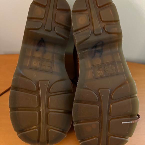 Dr. Martens Yolanda Boot - Picture 3 of 4